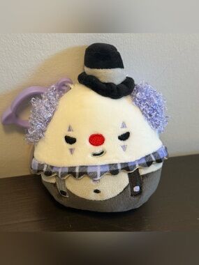 Squishmallows Clown Clip